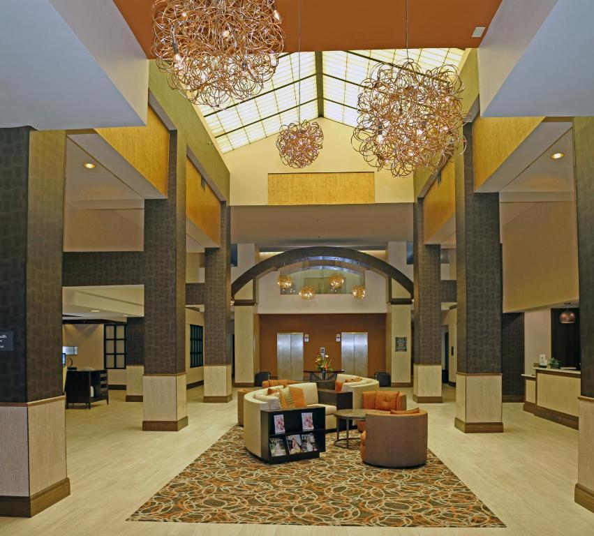 Doubletree By Hilton Norfolk Airport Hotel Exterior foto