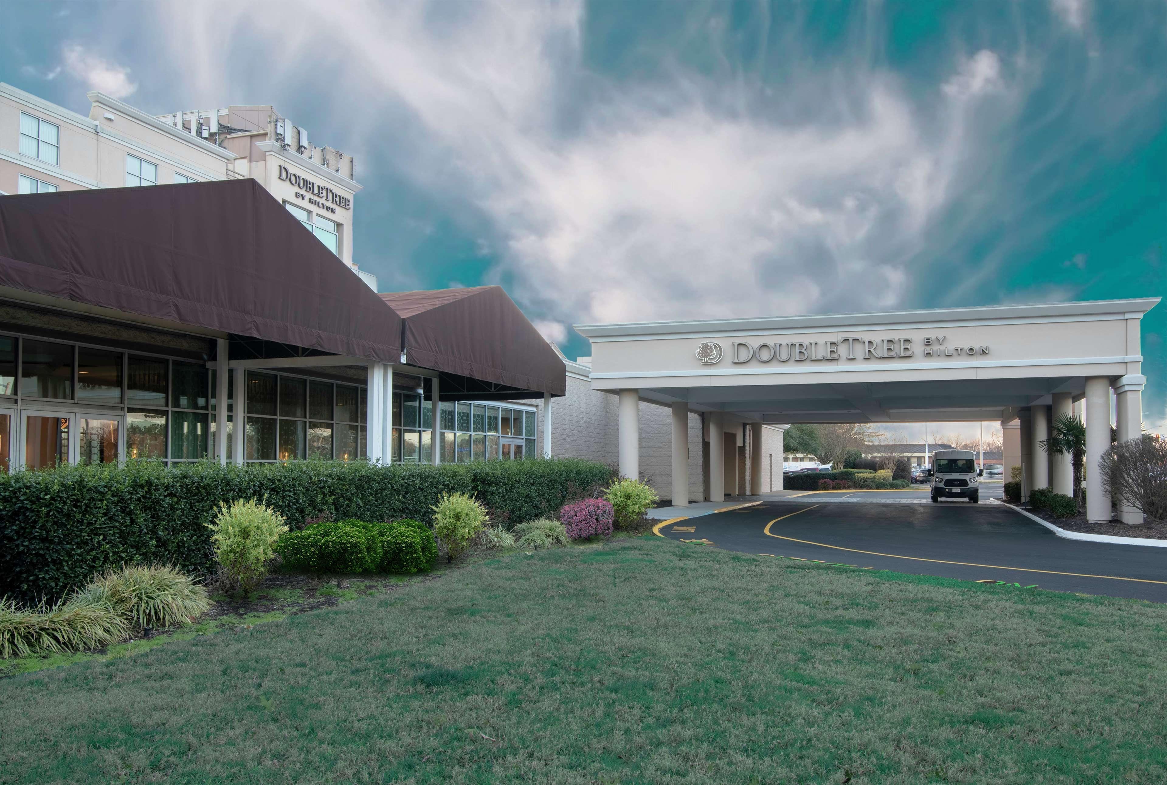 Doubletree By Hilton Norfolk Airport Hotel Exterior foto