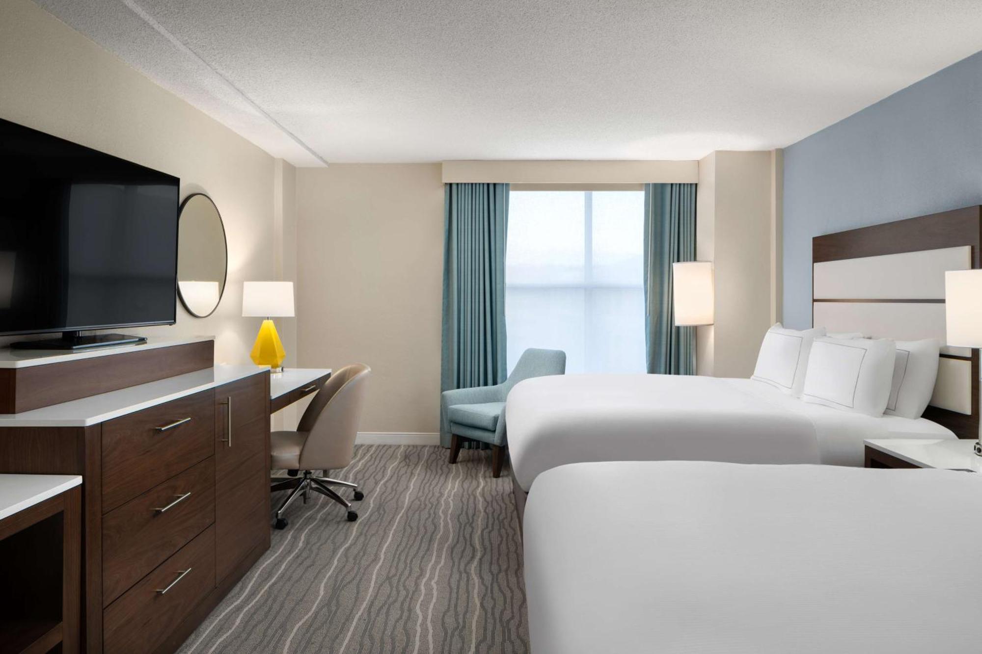 Doubletree By Hilton Norfolk Airport Hotel Exterior foto